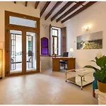Boutique Hostal \